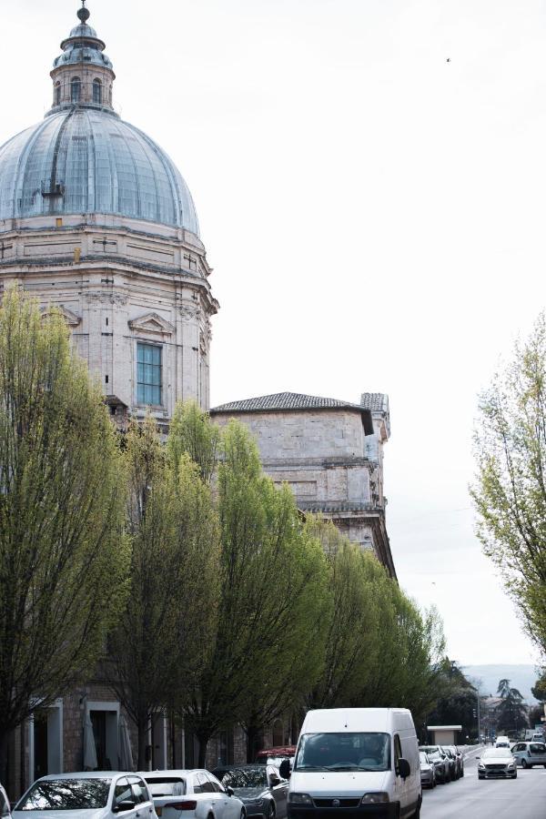 Appartamento Viale Patrono D'Italia Asyż Zewnętrze zdjęcie